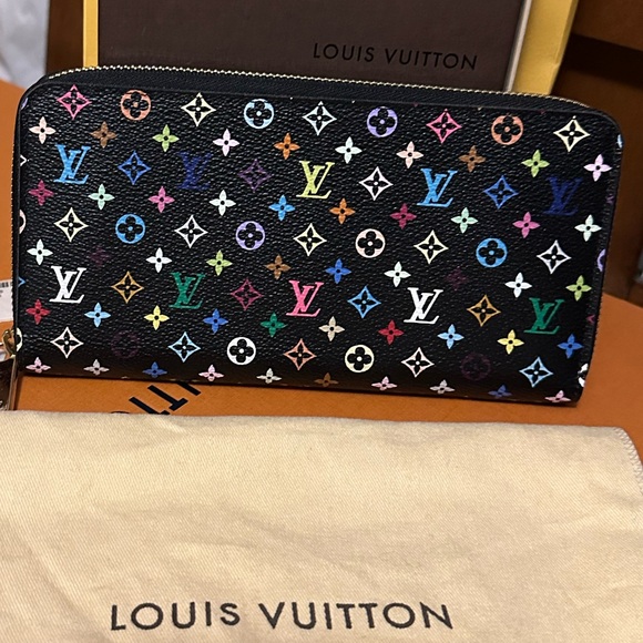 Louis Vuitton Handbags - Louis Vuitton Black Multicolor Zippy Wallet